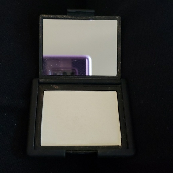 NARS albatross highlighter - Picture 4 of 4